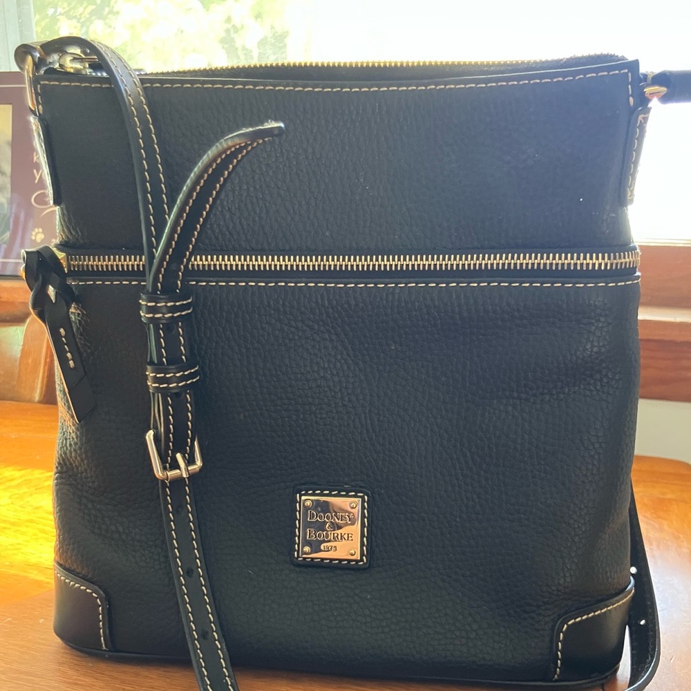 Dooney & Bourke Pebble Leather Crossbody Bag Black/Black, Style #R264